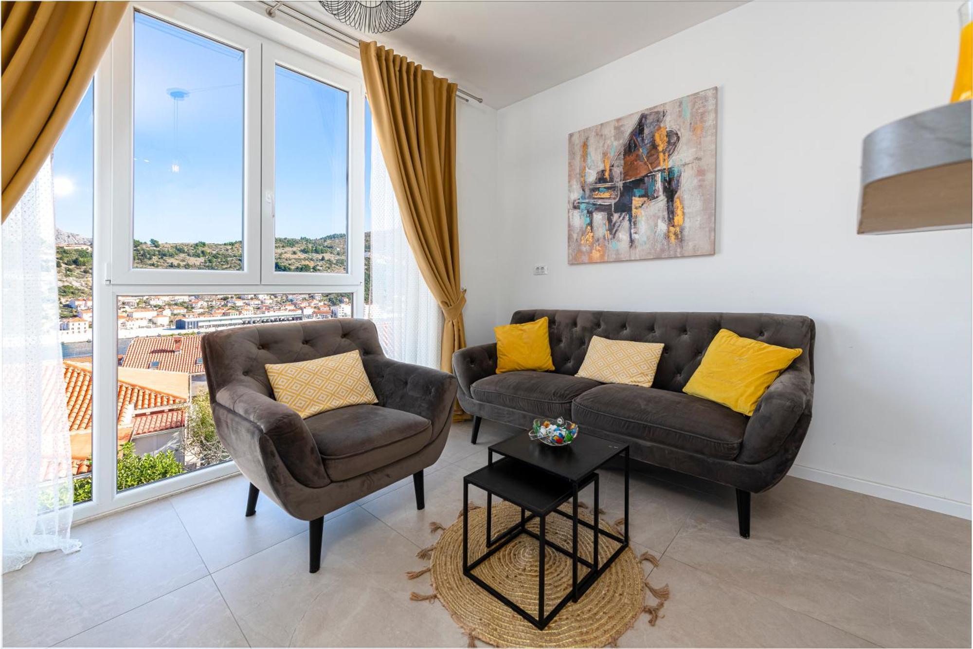 Oyo Deluxe Apartments Дубровник Экстерьер фото